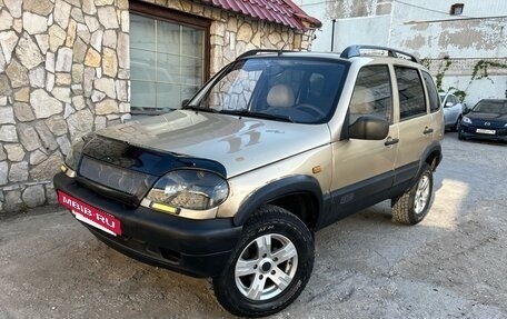 Chevrolet Niva I рестайлинг, 2004 год, 280 000 рублей, 2 фотография