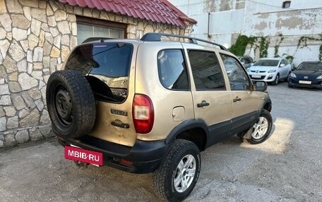 Chevrolet Niva I рестайлинг, 2004 год, 280 000 рублей, 3 фотография