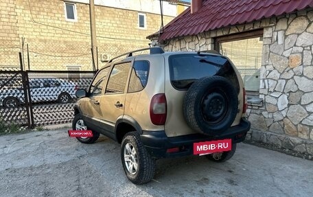 Chevrolet Niva I рестайлинг, 2004 год, 280 000 рублей, 4 фотография