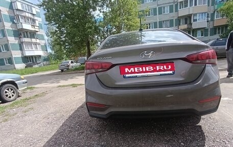 Hyundai Solaris II рестайлинг, 2017 год, 1 300 000 рублей, 4 фотография