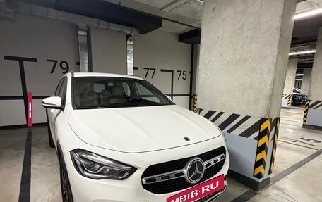 Mercedes-Benz GLA, 2020 год, 4 200 000 рублей, 2 фотография