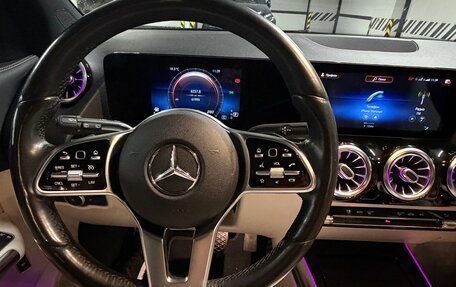 Mercedes-Benz GLA, 2020 год, 4 200 000 рублей, 12 фотография