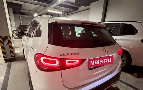 Mercedes-Benz GLA, 2020 год, 4 200 000 рублей, 8 фотография