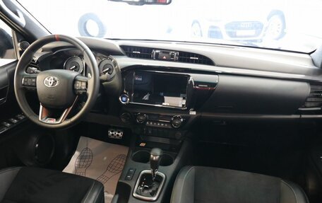 Toyota Hilux VIII, 2025 год, 8 450 000 рублей, 20 фотография