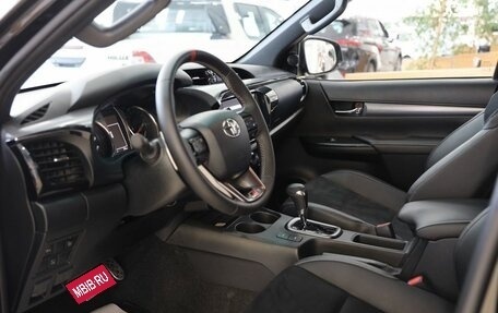 Toyota Hilux VIII, 2025 год, 8 450 000 рублей, 16 фотография