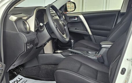 Toyota RAV4, 2015 год, 2 249 000 рублей, 11 фотография