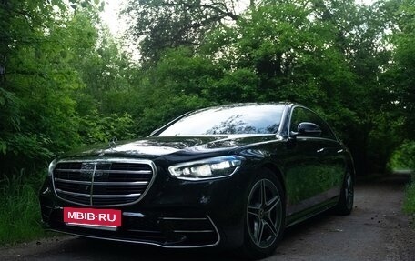 Mercedes-Benz S-Класс, 2022 год, 7 700 000 рублей, 3 фотография