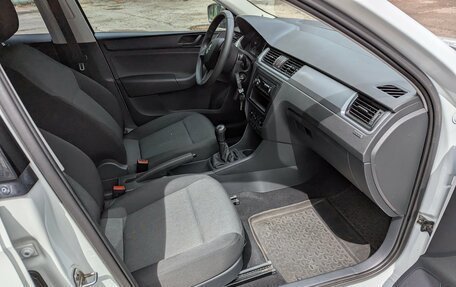 Skoda Rapid I, 2016 год, 1 135 000 рублей, 18 фотография