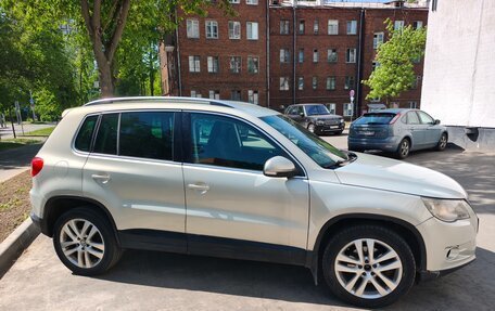 Volkswagen Tiguan I, 2010 год, 860 000 рублей, 3 фотография