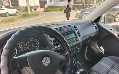 Volkswagen Tiguan I, 2010 год, 860 000 рублей, 14 фотография
