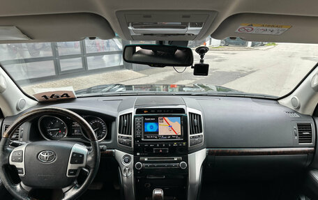 Toyota Land Cruiser 200, 2015 год, 3 125 000 рублей, 8 фотография
