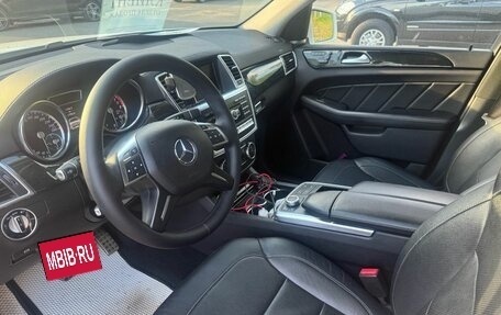 Mercedes-Benz GL-Класс, 2015 год, 2 400 000 рублей, 3 фотография