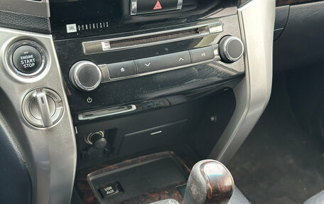 Toyota Land Cruiser 200, 2015 год, 3 125 000 рублей, 15 фотография