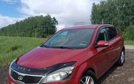 KIA cee'd I рестайлинг, 2010 год, 720 000 рублей, 2 фотография