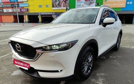 Mazda CX-5 II, 2017 год, 2 300 000 рублей, 2 фотография