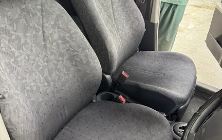 Toyota Vitz, 2009 год, 550 000 рублей, 7 фотография
