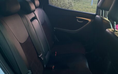 Hyundai Elantra V, 2014 год, 1 200 000 рублей, 11 фотография