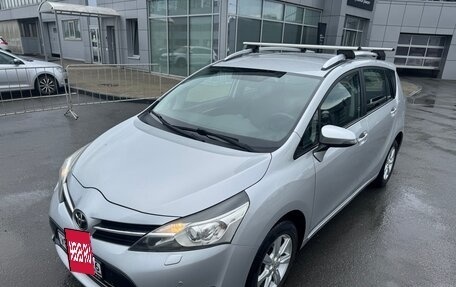 Toyota Verso I, 2013 год, 1 420 000 рублей, 11 фотография
