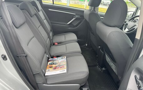 Toyota Verso I, 2013 год, 1 420 000 рублей, 26 фотография