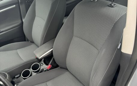 Toyota Verso I, 2013 год, 1 420 000 рублей, 34 фотография