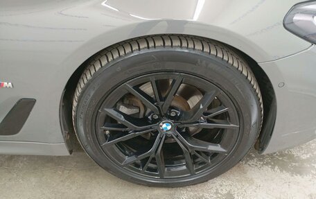 BMW 5 серия, 2021 год, 4 032 290 рублей, 3 фотография