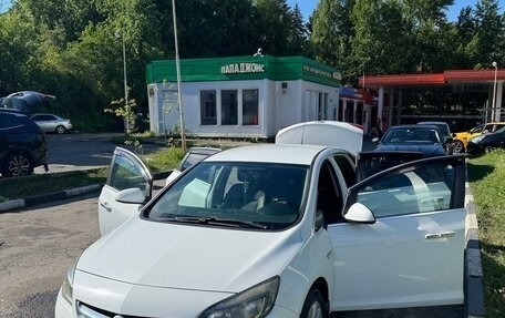 Opel Astra J, 2013 год, 670 000 рублей, 7 фотография
