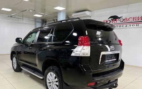 Toyota Land Cruiser Prado 150 рестайлинг 2, 2010 год, 2 850 000 рублей, 8 фотография