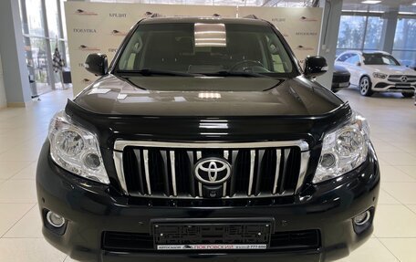 Toyota Land Cruiser Prado 150 рестайлинг 2, 2010 год, 2 850 000 рублей, 3 фотография
