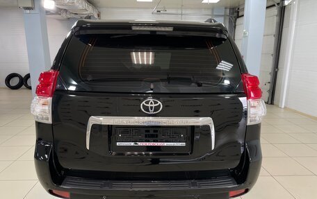 Toyota Land Cruiser Prado 150 рестайлинг 2, 2010 год, 2 850 000 рублей, 7 фотография