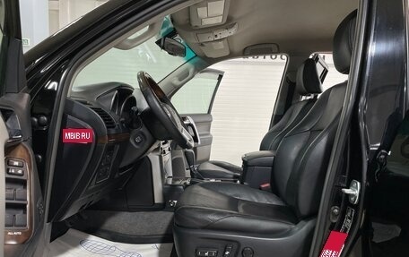 Toyota Land Cruiser Prado 150 рестайлинг 2, 2010 год, 2 850 000 рублей, 11 фотография