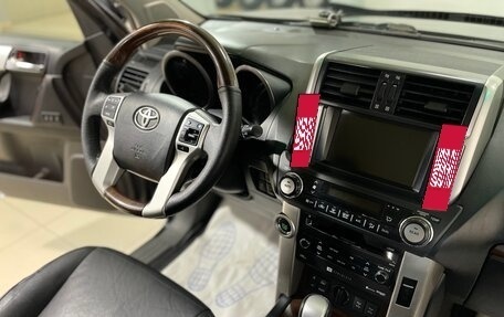 Toyota Land Cruiser Prado 150 рестайлинг 2, 2010 год, 2 850 000 рублей, 25 фотография