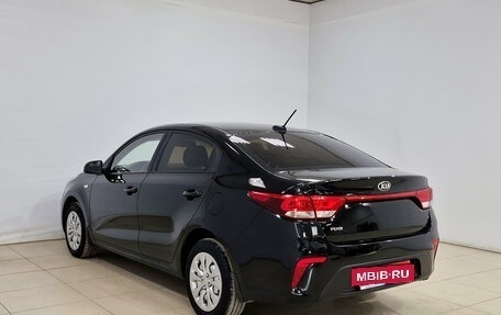 KIA Rio IV, 2018 год, 1 250 000 рублей, 8 фотография