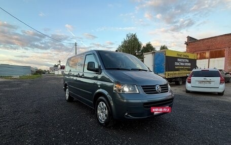 Volkswagen Multivan T5, 2004 год, 1 780 000 рублей, 4 фотография