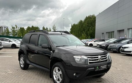 Renault Duster I рестайлинг, 2014 год, 990 000 рублей, 2 фотография
