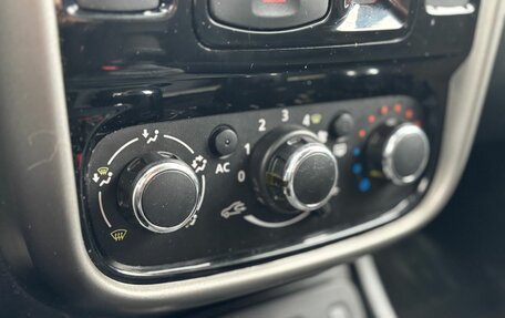 Renault Duster I рестайлинг, 2014 год, 990 000 рублей, 22 фотография