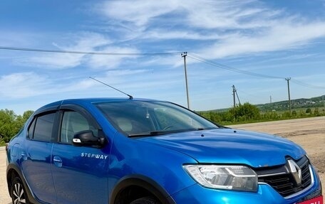 Renault Logan II, 2019 год, 950 000 рублей, 2 фотография
