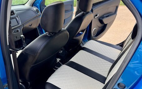 Renault Logan II, 2019 год, 950 000 рублей, 6 фотография