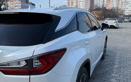Lexus RX IV рестайлинг, 2018 год, 4 350 000 рублей, 5 фотография
