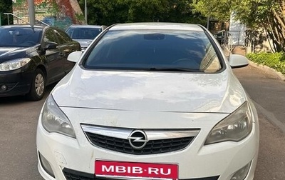 Opel Astra J, 2011 год, 520 000 рублей, 1 фотография