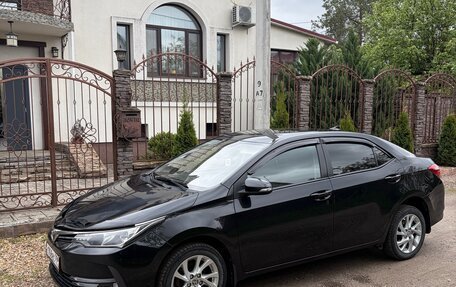 Toyota Corolla, 2018 год, 1 577 000 рублей, 2 фотография