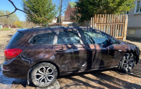 Opel Astra J, 2012 год, 690 000 рублей, 8 фотография
