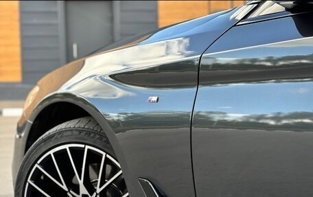 BMW 5 серия, 2019 год, 3 300 000 рублей, 2 фотография