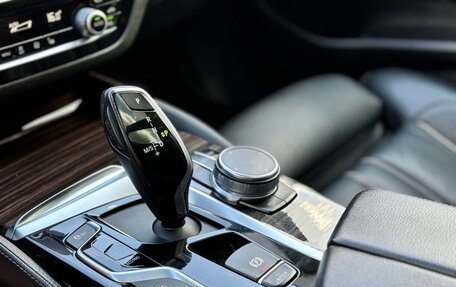 BMW 5 серия, 2019 год, 3 300 000 рублей, 26 фотография
