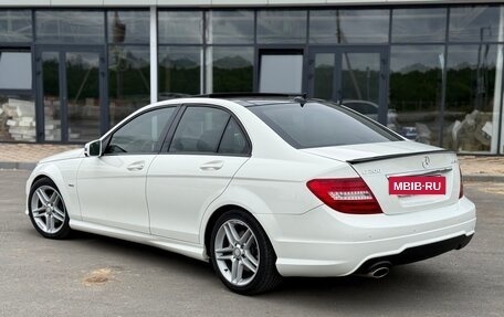 Mercedes-Benz C-Класс, 2012 год, 1 850 000 рублей, 3 фотография