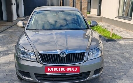 Skoda Octavia, 2010 год, 1 030 000 рублей, 2 фотография