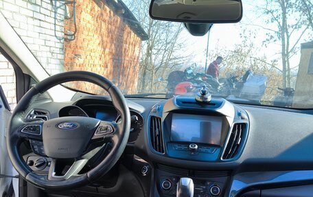 Ford Kuga III, 2017 год, 1 300 000 рублей, 19 фотография