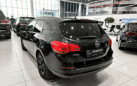Opel Astra J, 2014 год, 727 000 рублей, 8 фотография