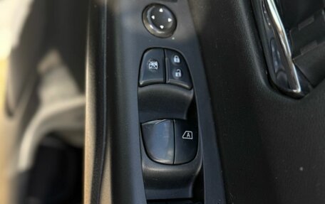 Nissan Serena IV, 2016 год, 1 630 000 рублей, 10 фотография