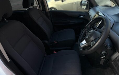 Nissan Serena IV, 2016 год, 1 630 000 рублей, 12 фотография