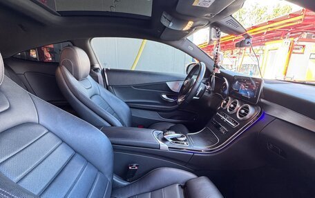Mercedes-Benz C-Класс, 2018 год, 3 750 000 рублей, 14 фотография